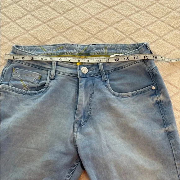 Black owl, designer jeans, size 32 light wash denim - Picture 7 of 13